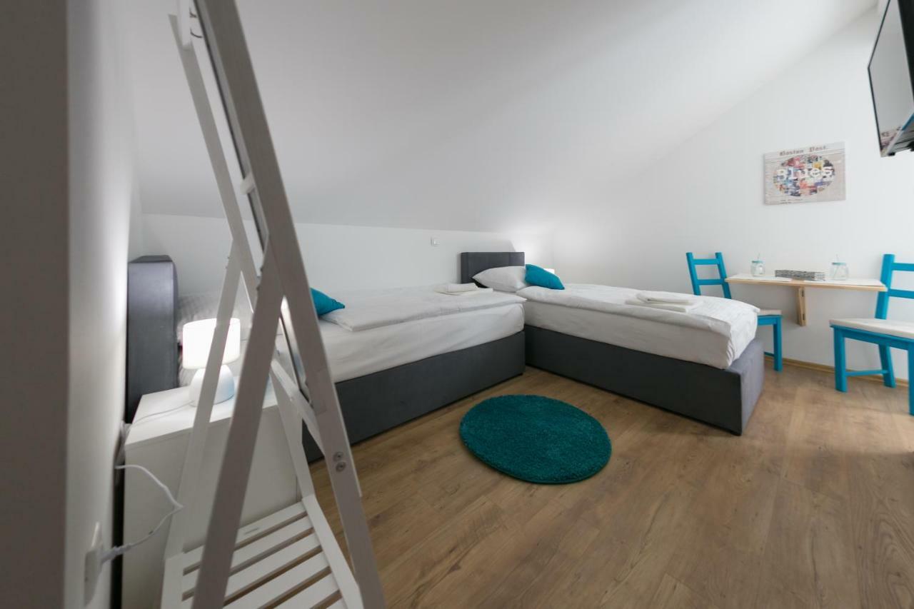 House Smolcic Leilighet Otočac Eksteriør bilde
